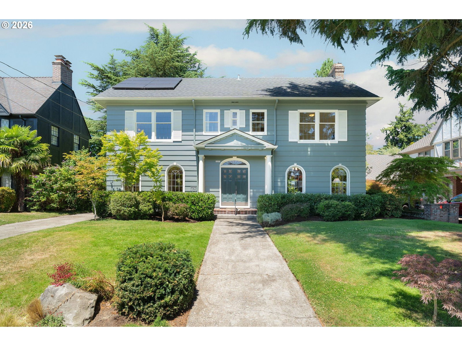 3257 NE US GRANT PL