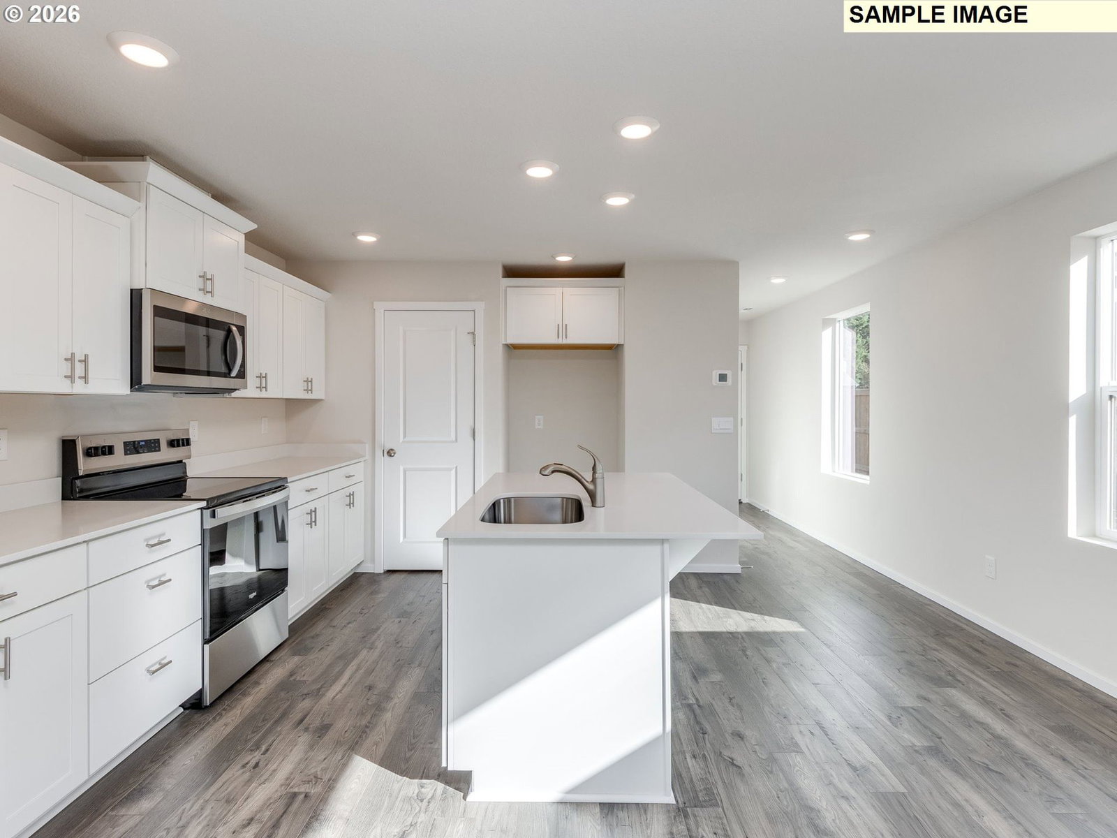 Listing photo 5 of 26, 12212 NE 14TH ST, Vancouver, WA, 98684