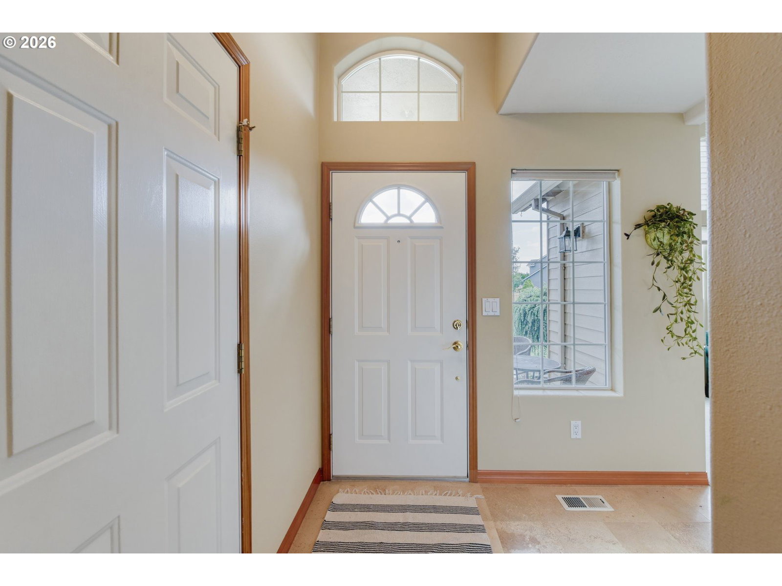 Listing photo 5 of 39, 11811 DANEE PL, Oregon City, OR, 97045