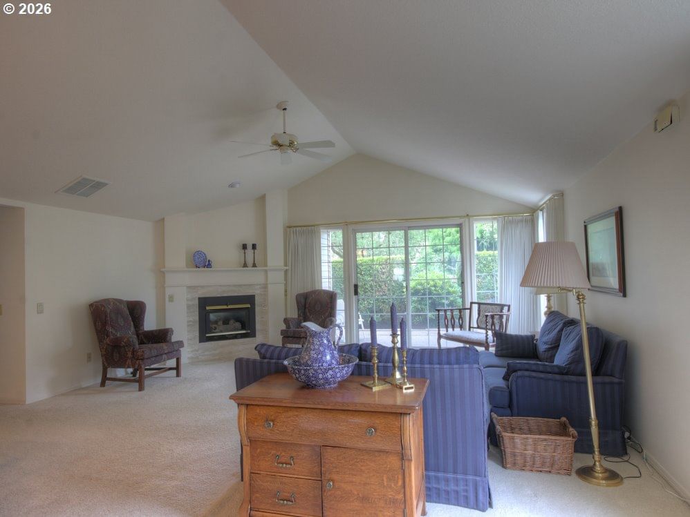 Listing photo 4 of 20, 15241 NE SUMMERPLACE DR, Portland, OR, 97230