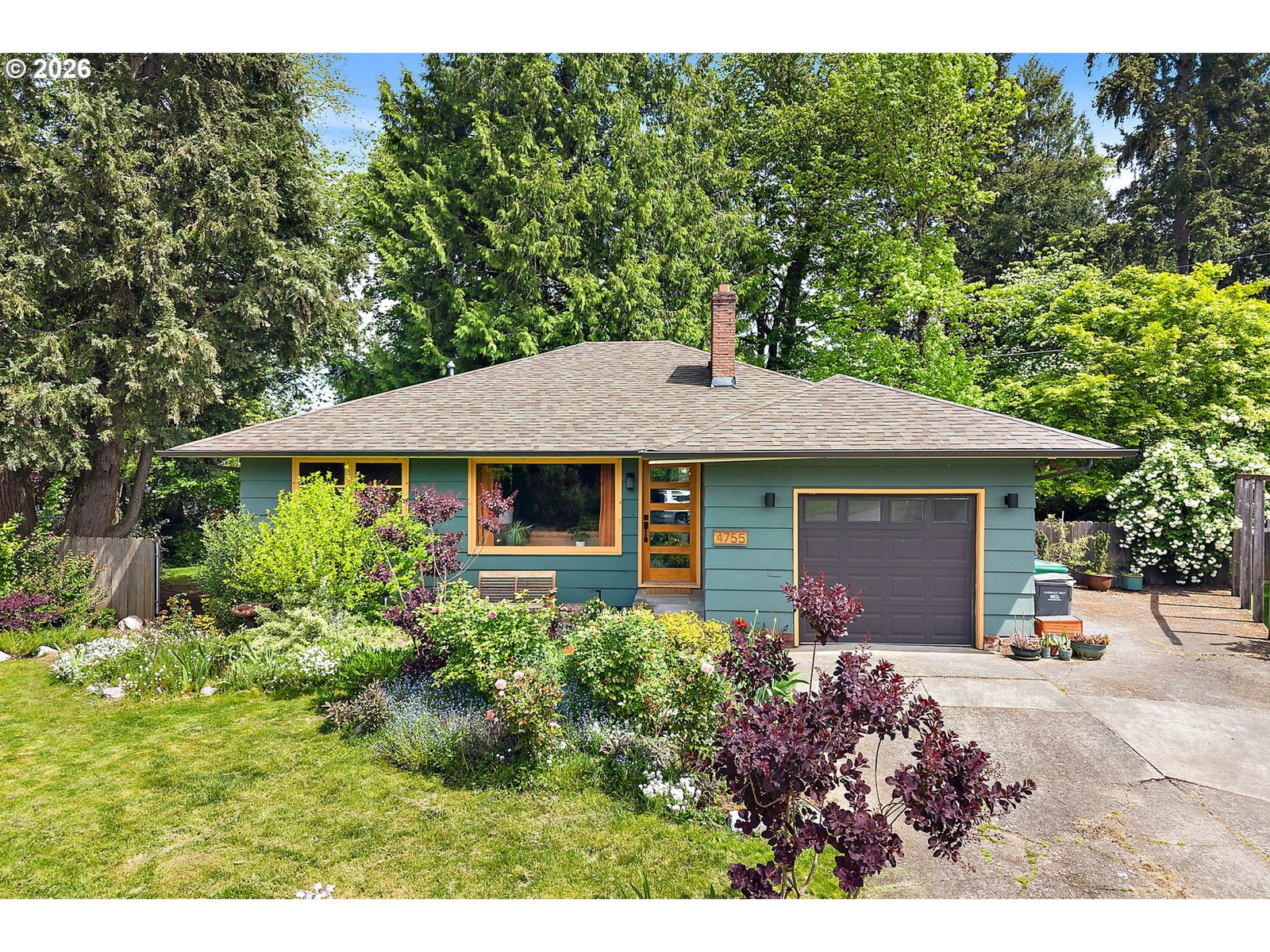 Primary listing photo, 4755 SE WASHINGTON PL, Milwaukie, OR, 97222