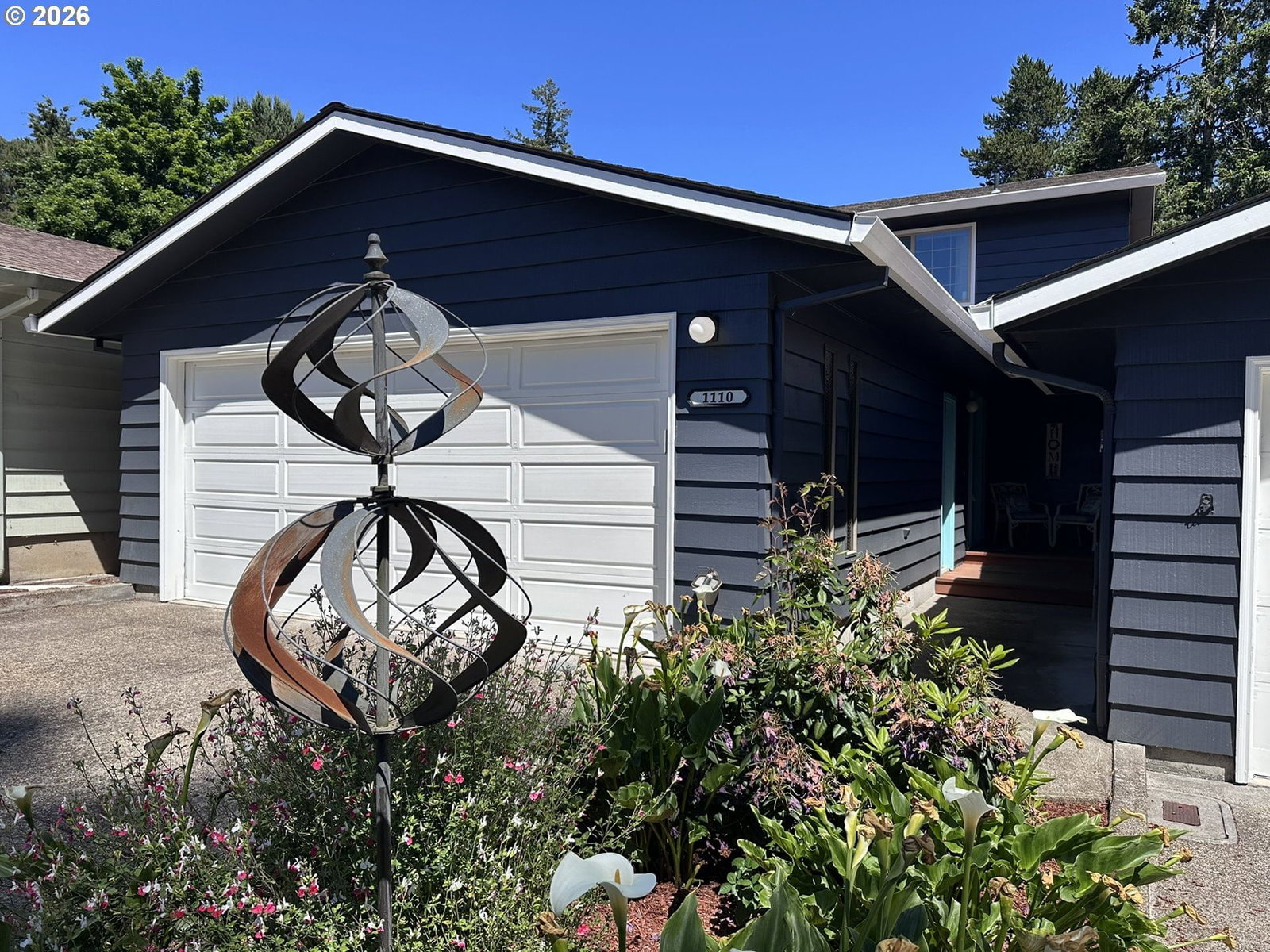 Listing photo 1 of 6