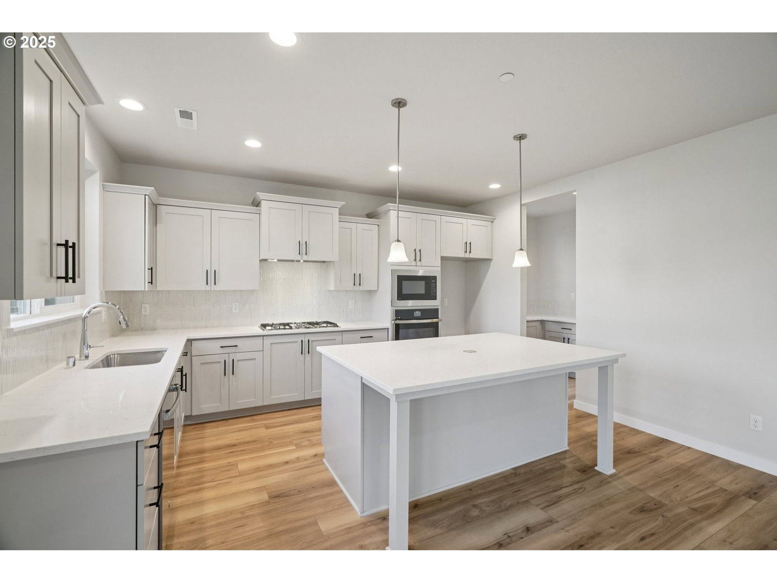 Listing photo 4 of 41, 1393 N Kalani LOOP #Lot 56, Ridgefield, WA, 98642