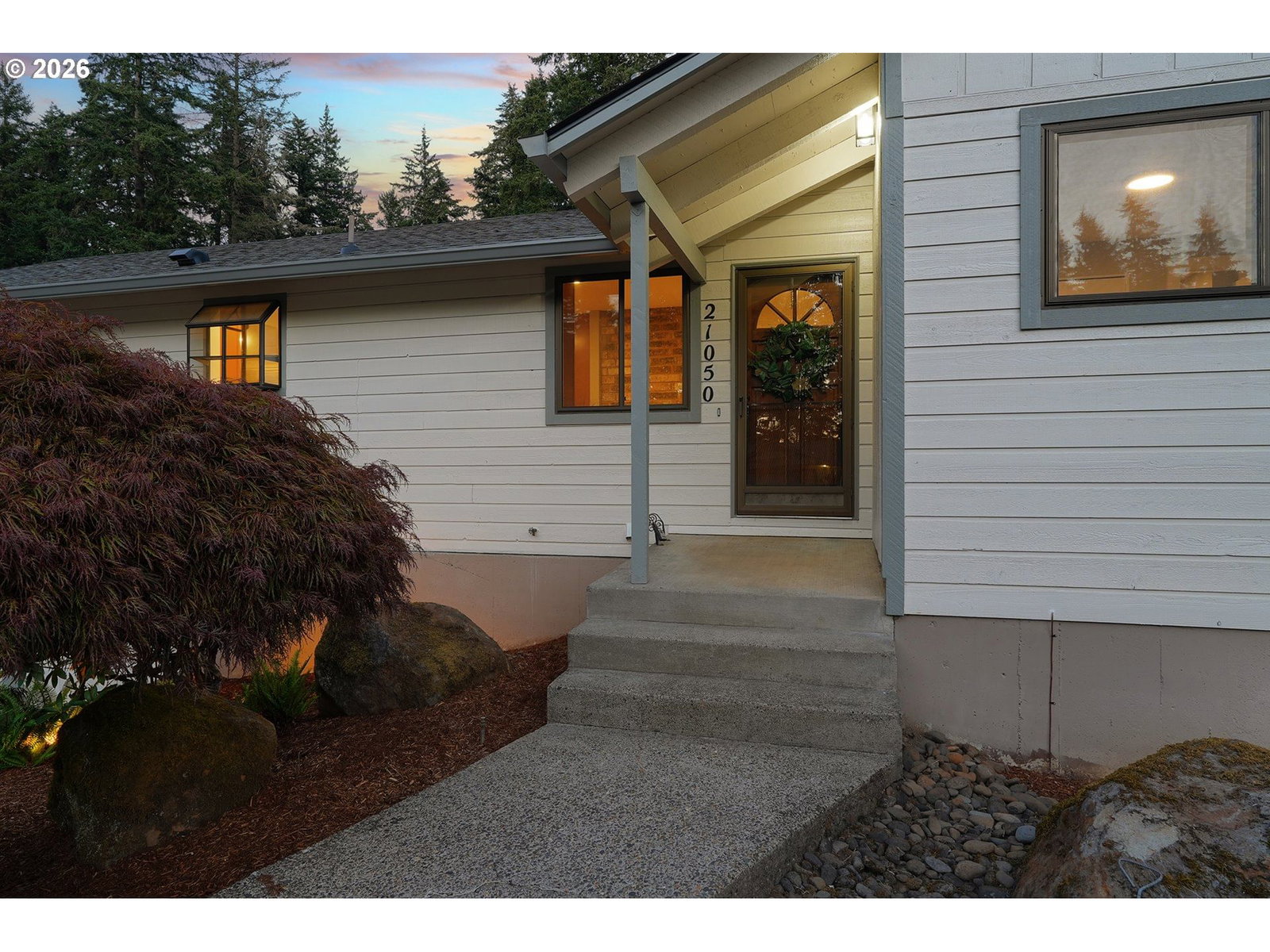 Listing photo 5 of 48, 21050 S MOSSY ROCK CT, Oregon City, OR, 97045