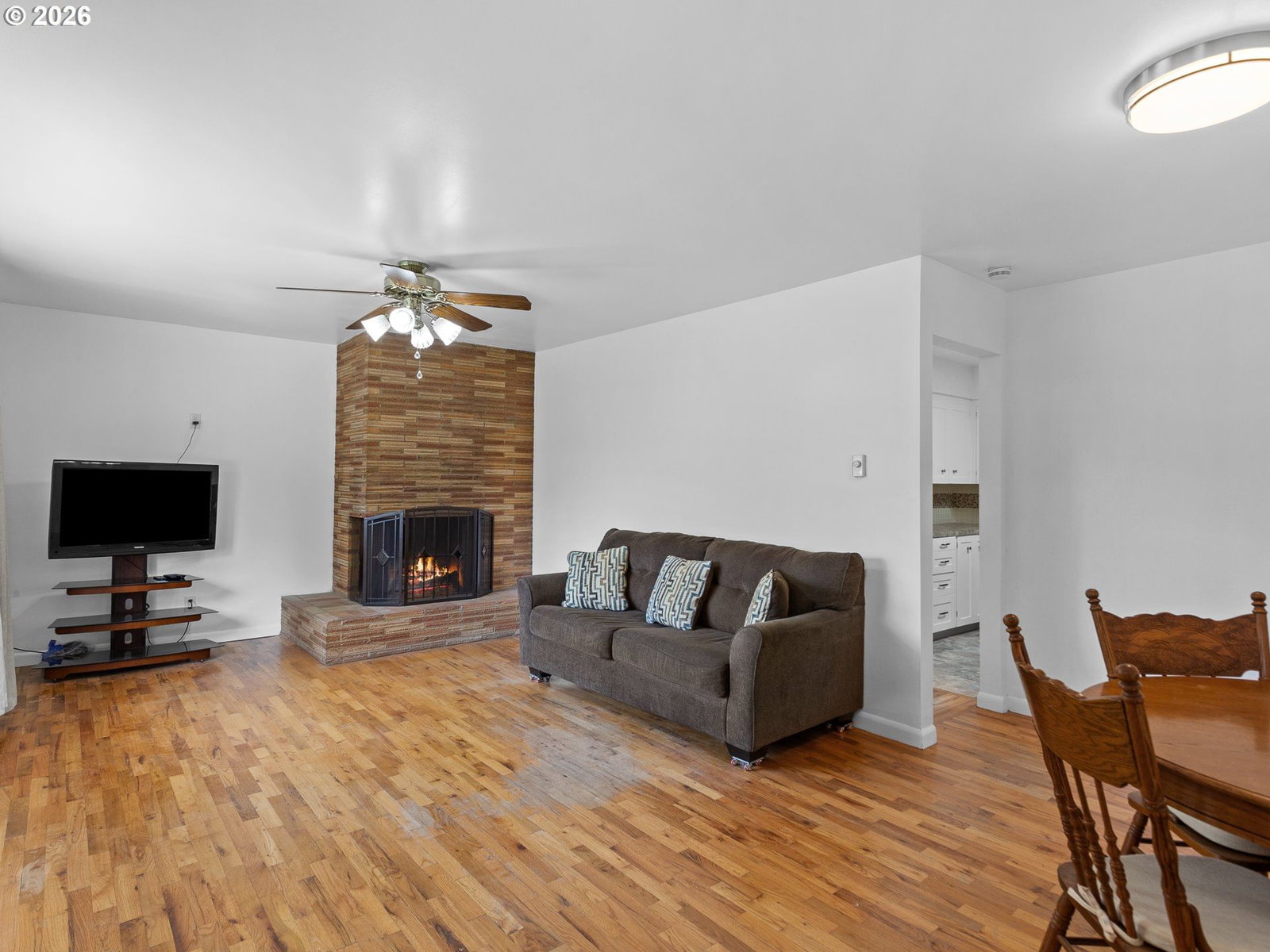 Listing photo 4 of 47, 2414 NE 59TH ST, Vancouver, WA, 98663