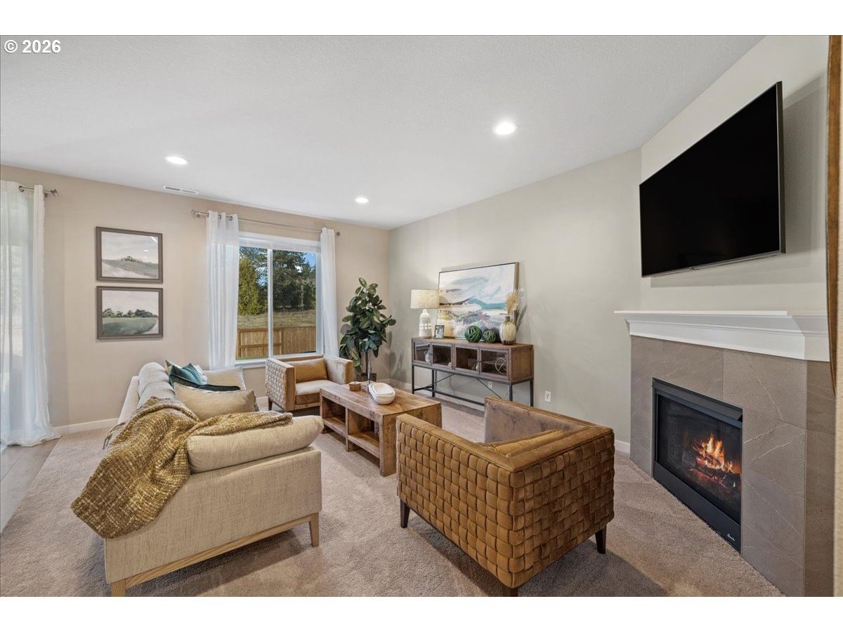 Listing photo 4 of 23, 24457 SW WHITE OAK TER, Sherwood, OR, 97140