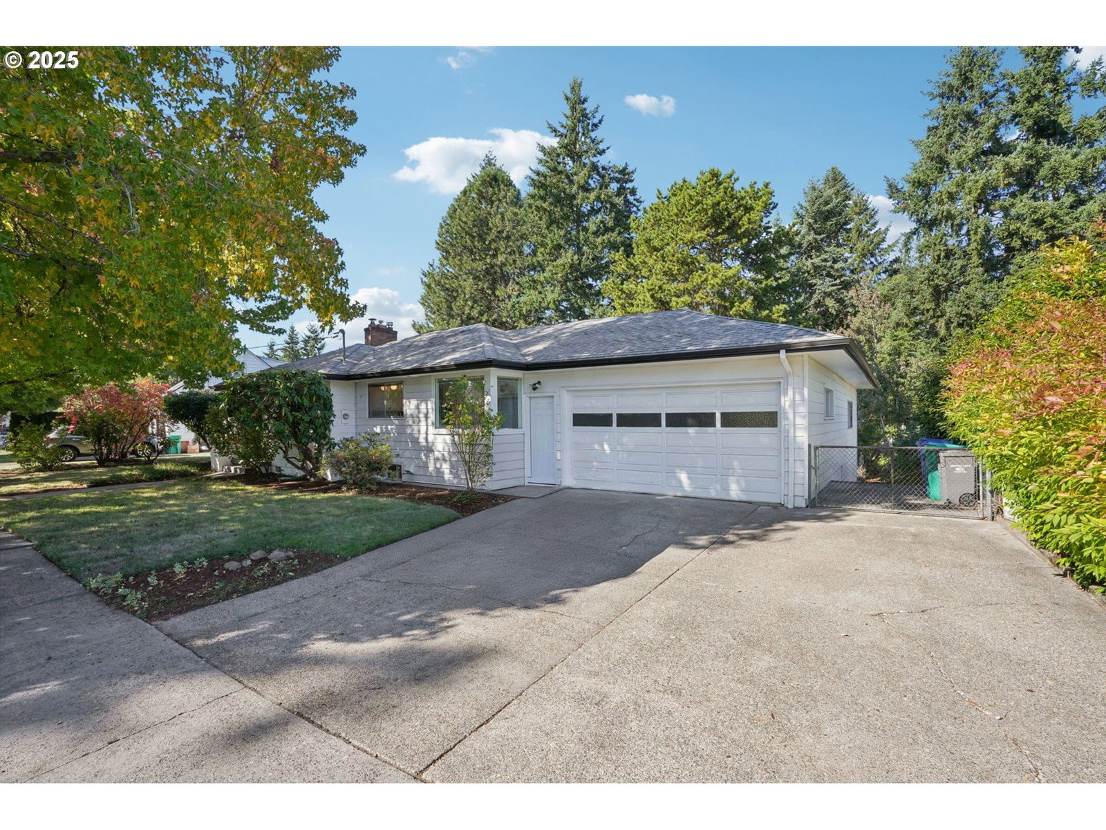Primary listing photo, 11851 MADISON ST, Portland, OR, 97216
