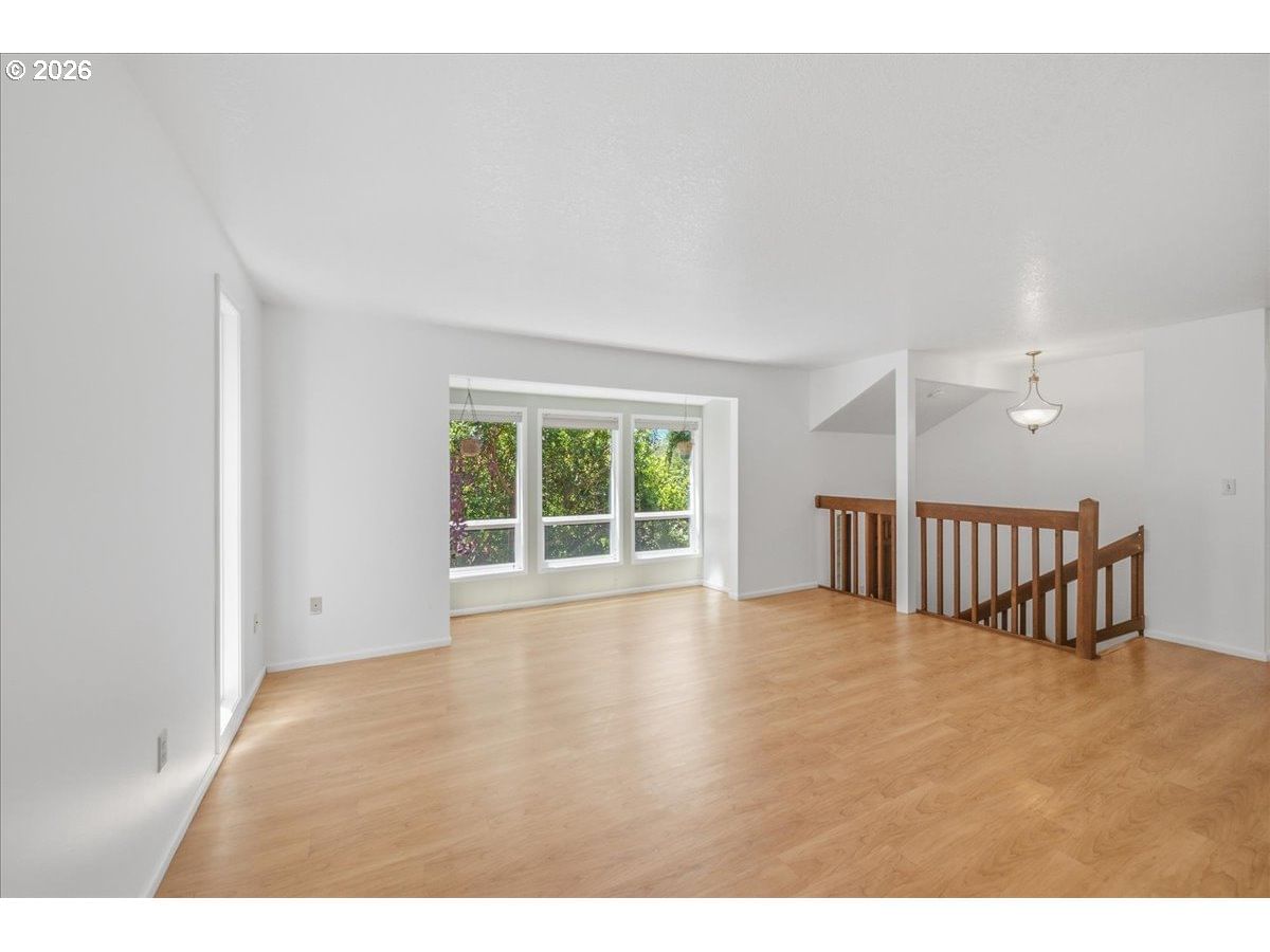 Listing photo 5 of 46, 18915 SW ROCK COURT CT, Beaverton, OR, 97003