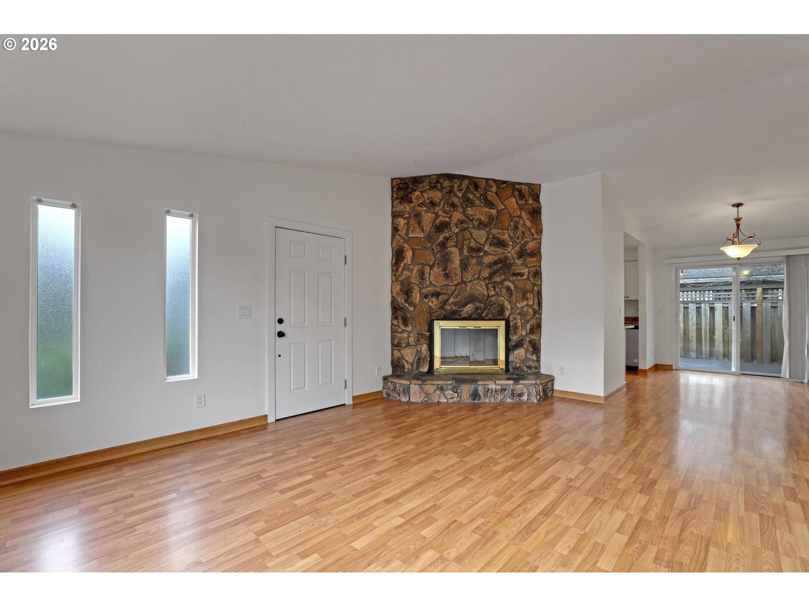 Listing photo 5 of 23, 4703 SW POMONA ST, Portland, OR, 97219