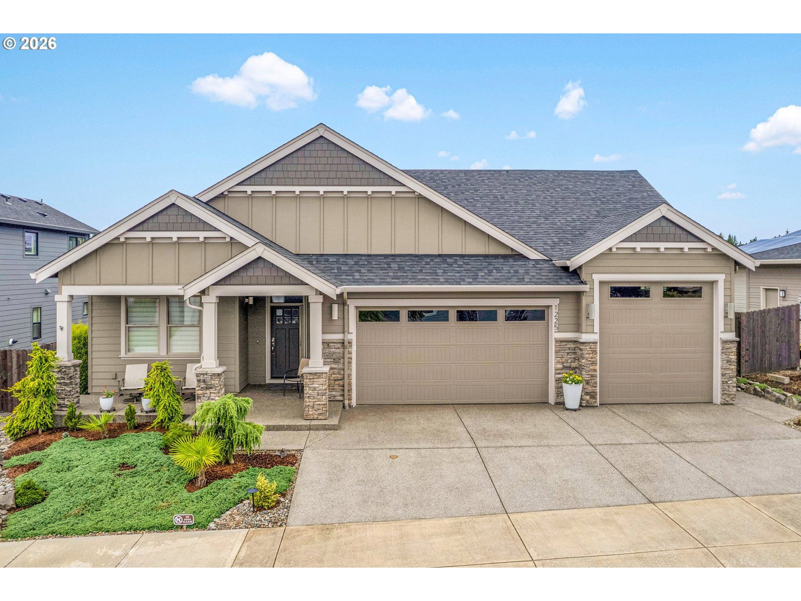 1225 S 44TH AVE