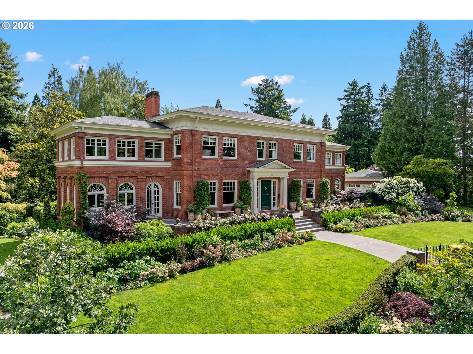 Listing photo 1 of 6