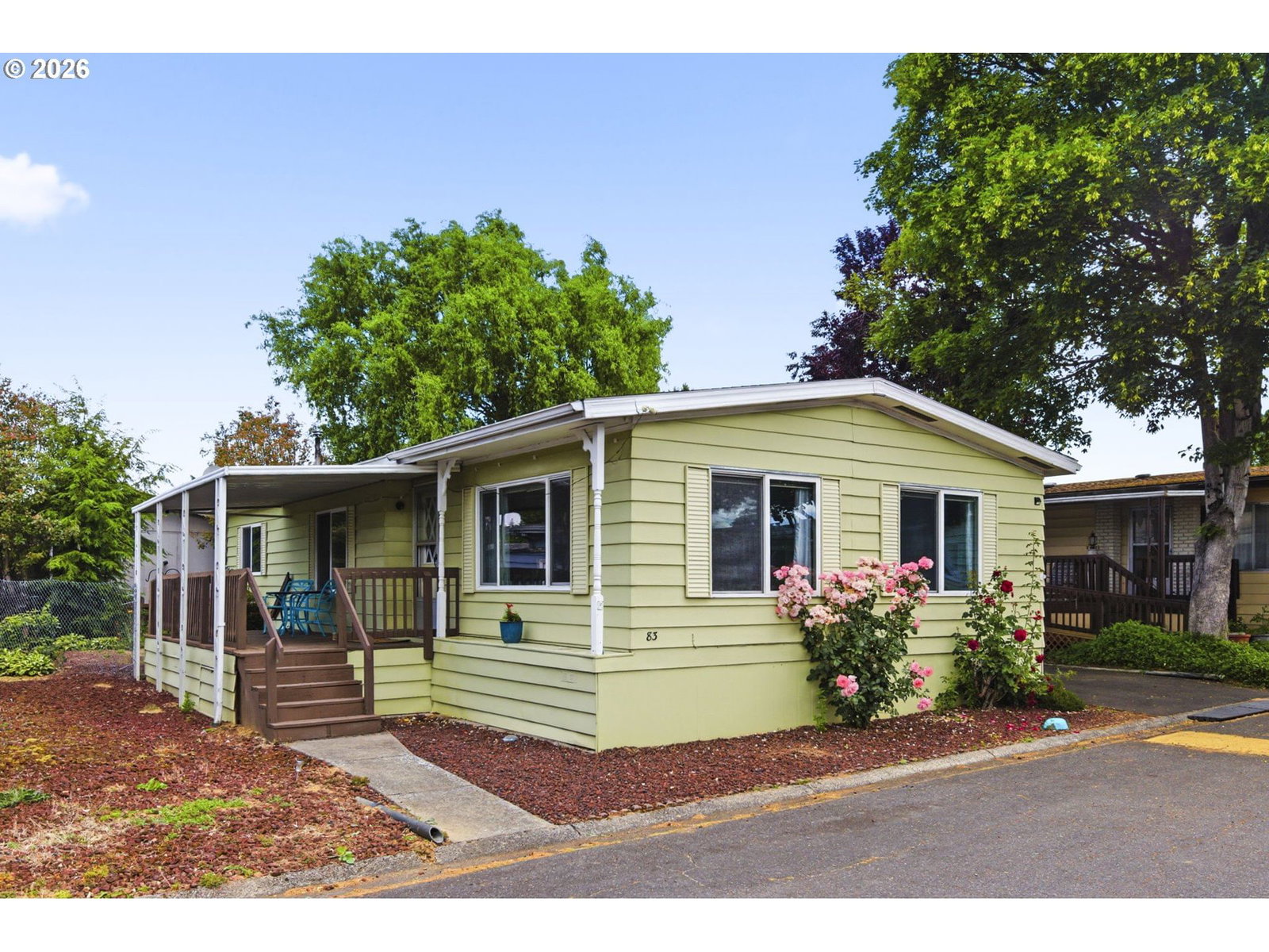 Listing photo 1 of 6