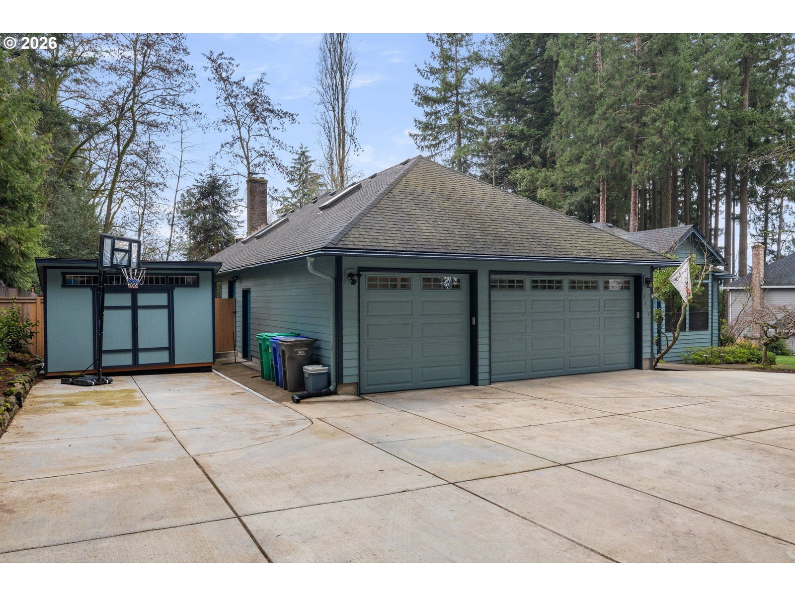 Listing photo 4 of 48, 12116 SW LESSER RD, Portland, OR, 97219