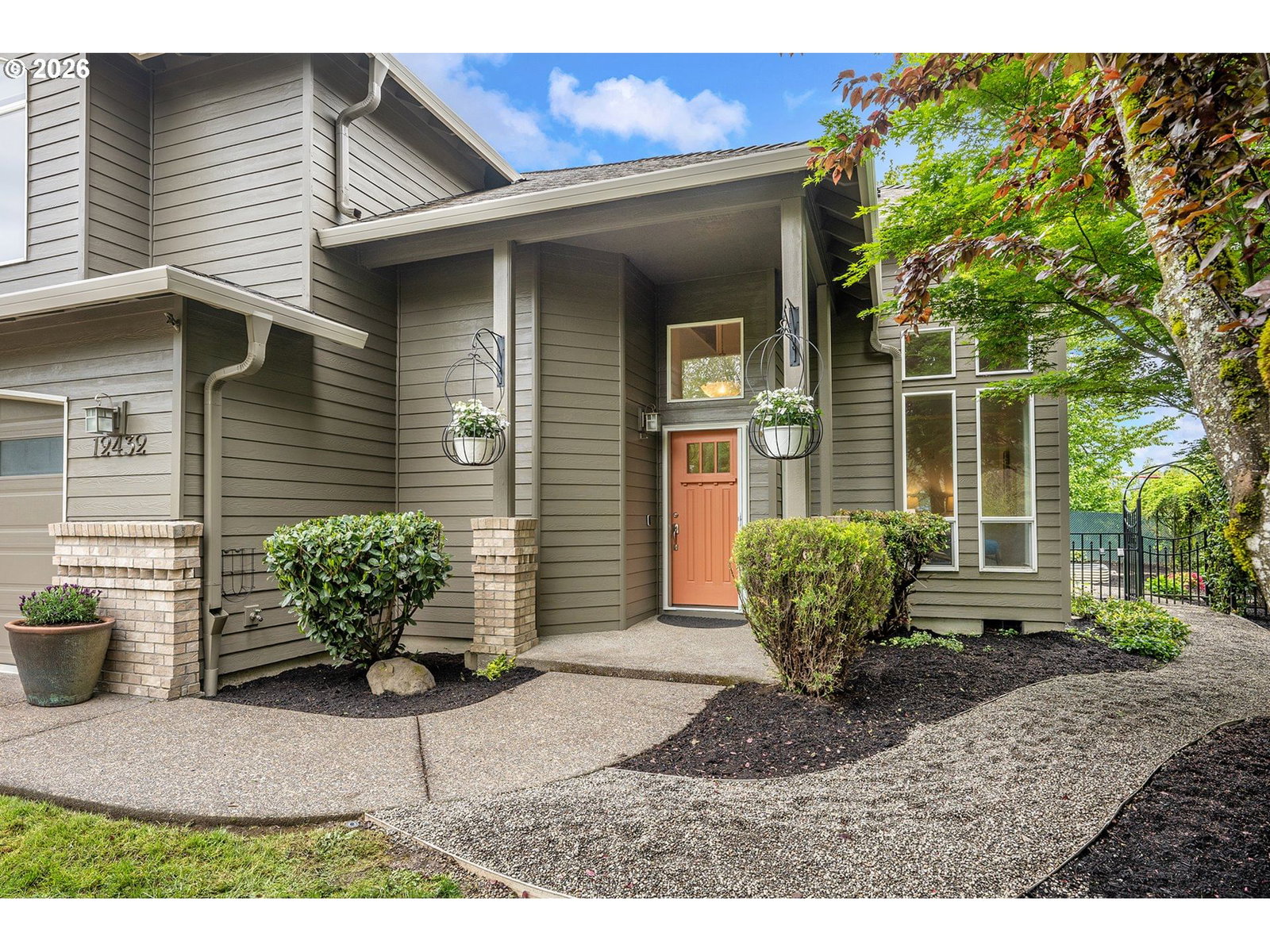 Listing photo 5 of 47, 12432 SE MOUNTAIN SUN DR, Clackamas, OR, 97015