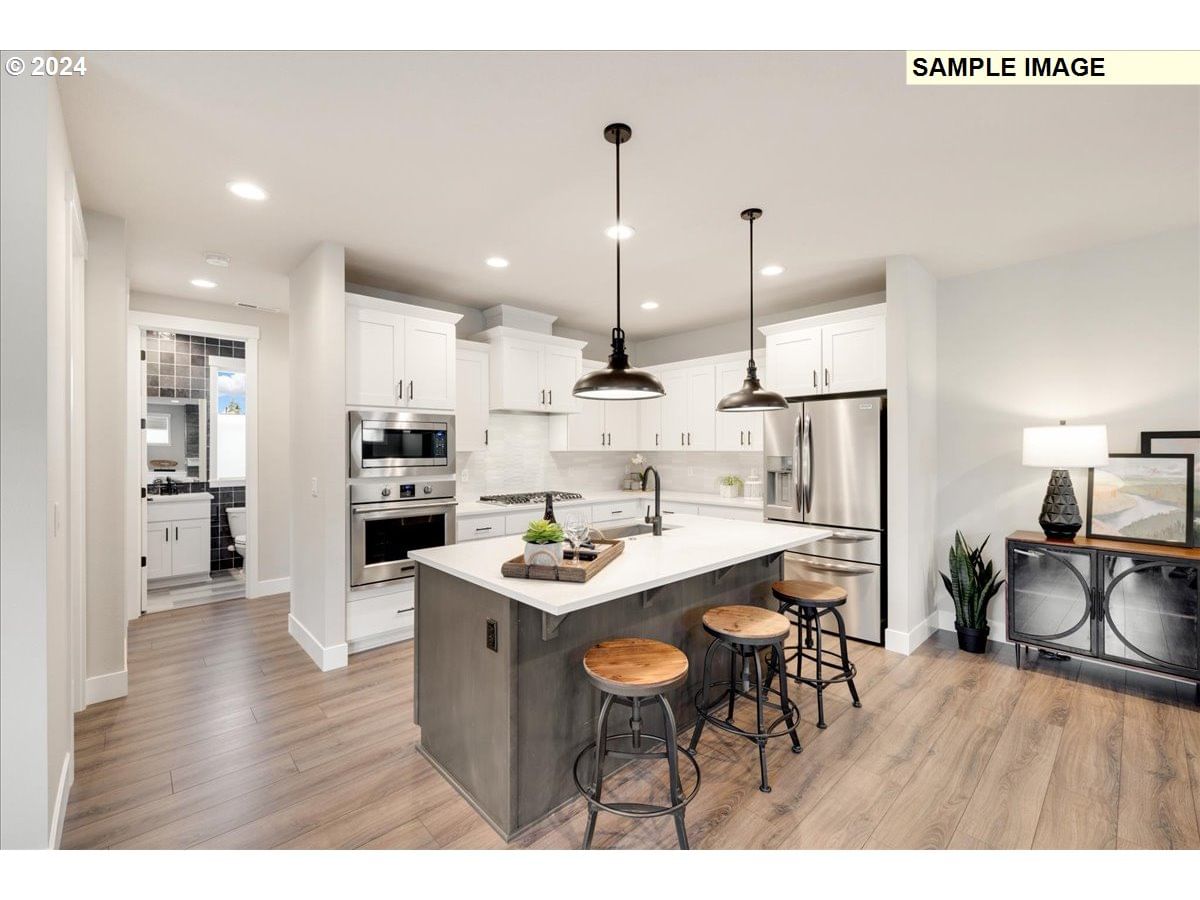 Listing photo 4 of 16, 210 N 89TH LOOP #250, Ridgefield, WA, 98642