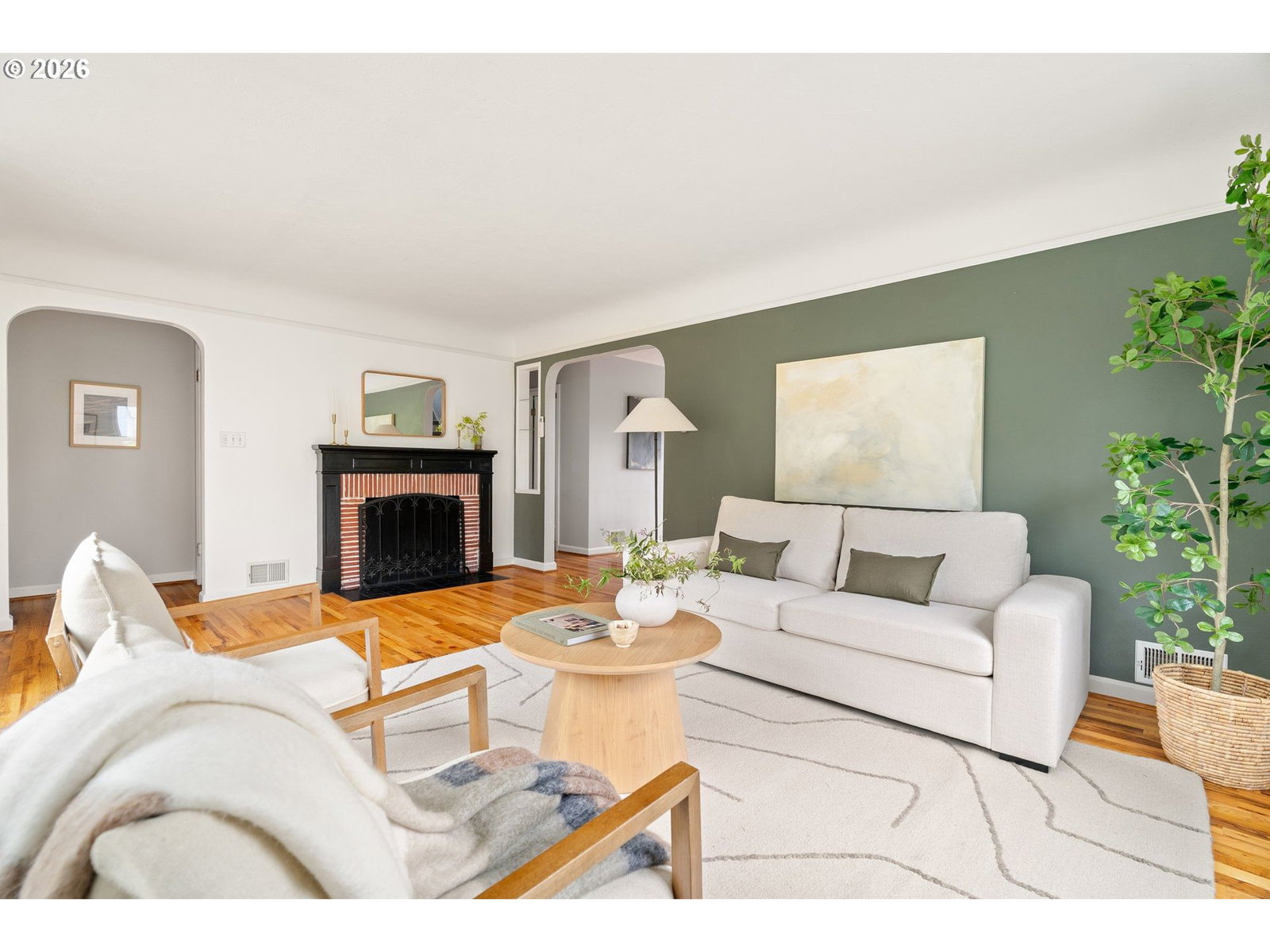 Listing photo 5 of 28, 8609 SW 61ST AVE, Portland, OR, 97219