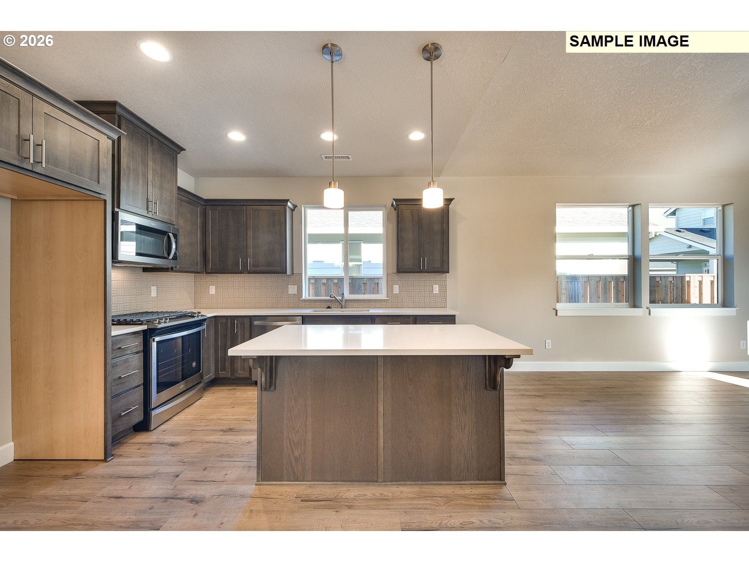 Listing photo 5 of 33, 798 NE Alderwood DR #88, Estacada, OR, 97023