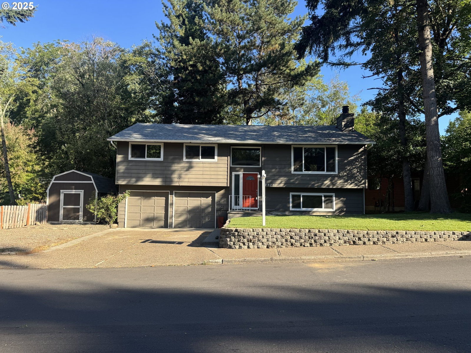 Primary listing photo, 7375 SW ASHDALE DR, Portland, OR, 97223