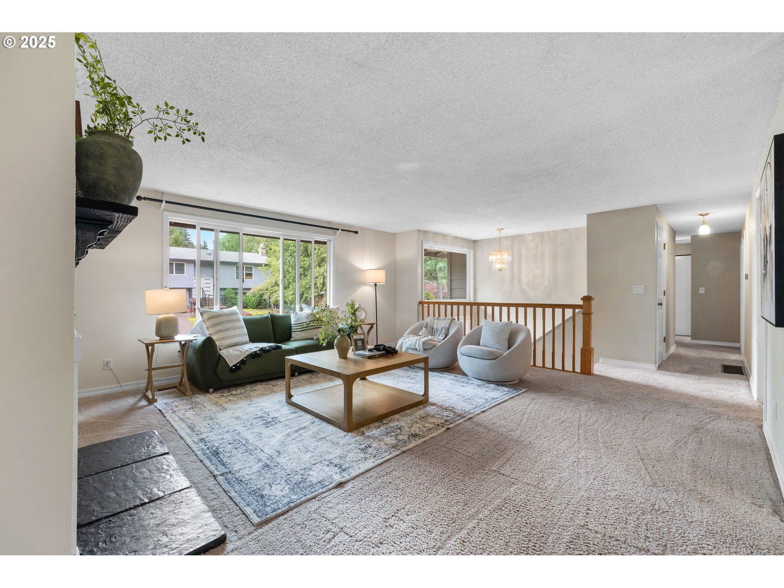 Listing photo 5 of 36, 7375 SW ASHDALE DR, Portland, OR, 97223
