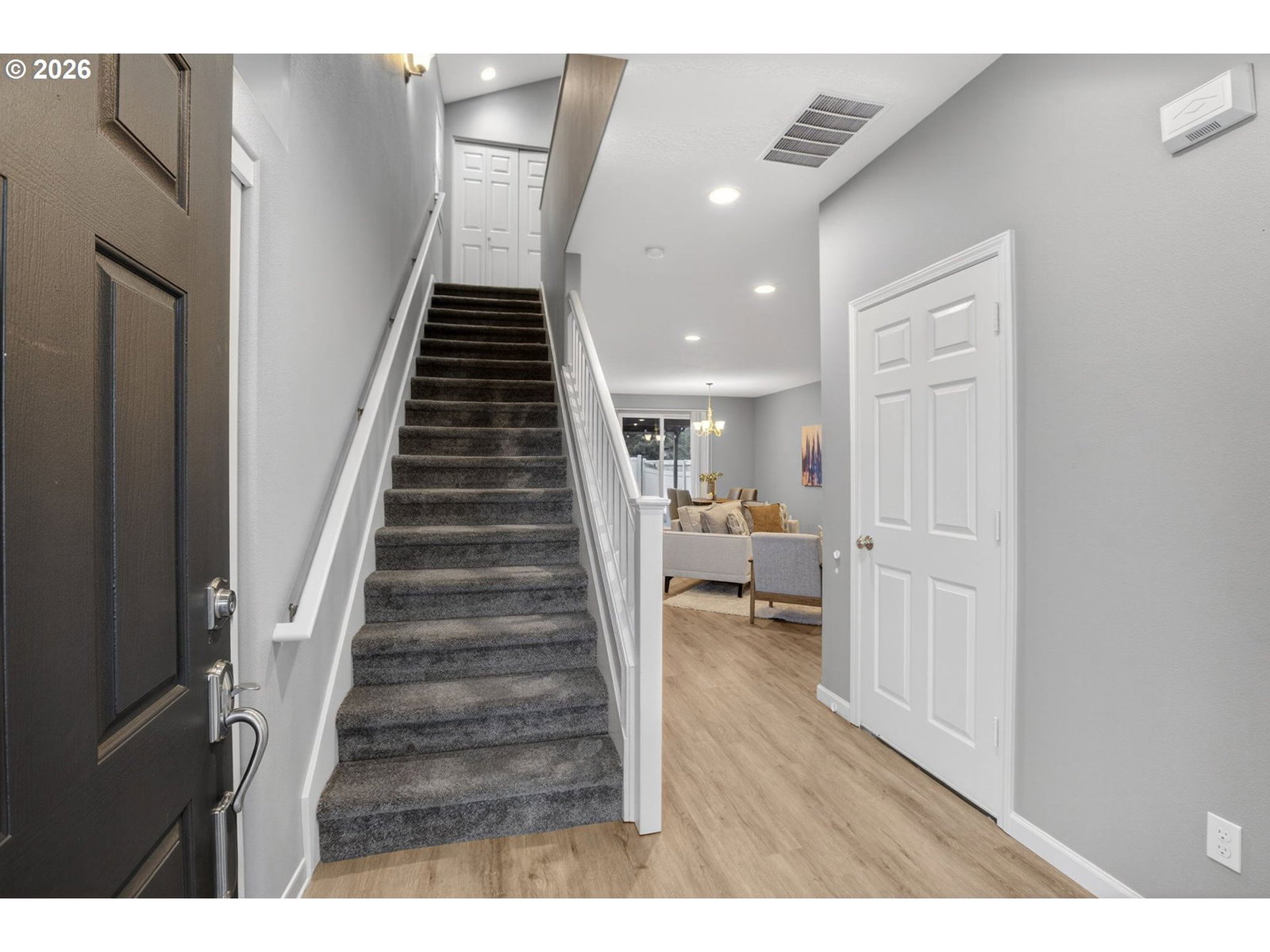 Listing photo 4 of 23, 20464 HOODVIEW AVE, West Linn, OR, 97068