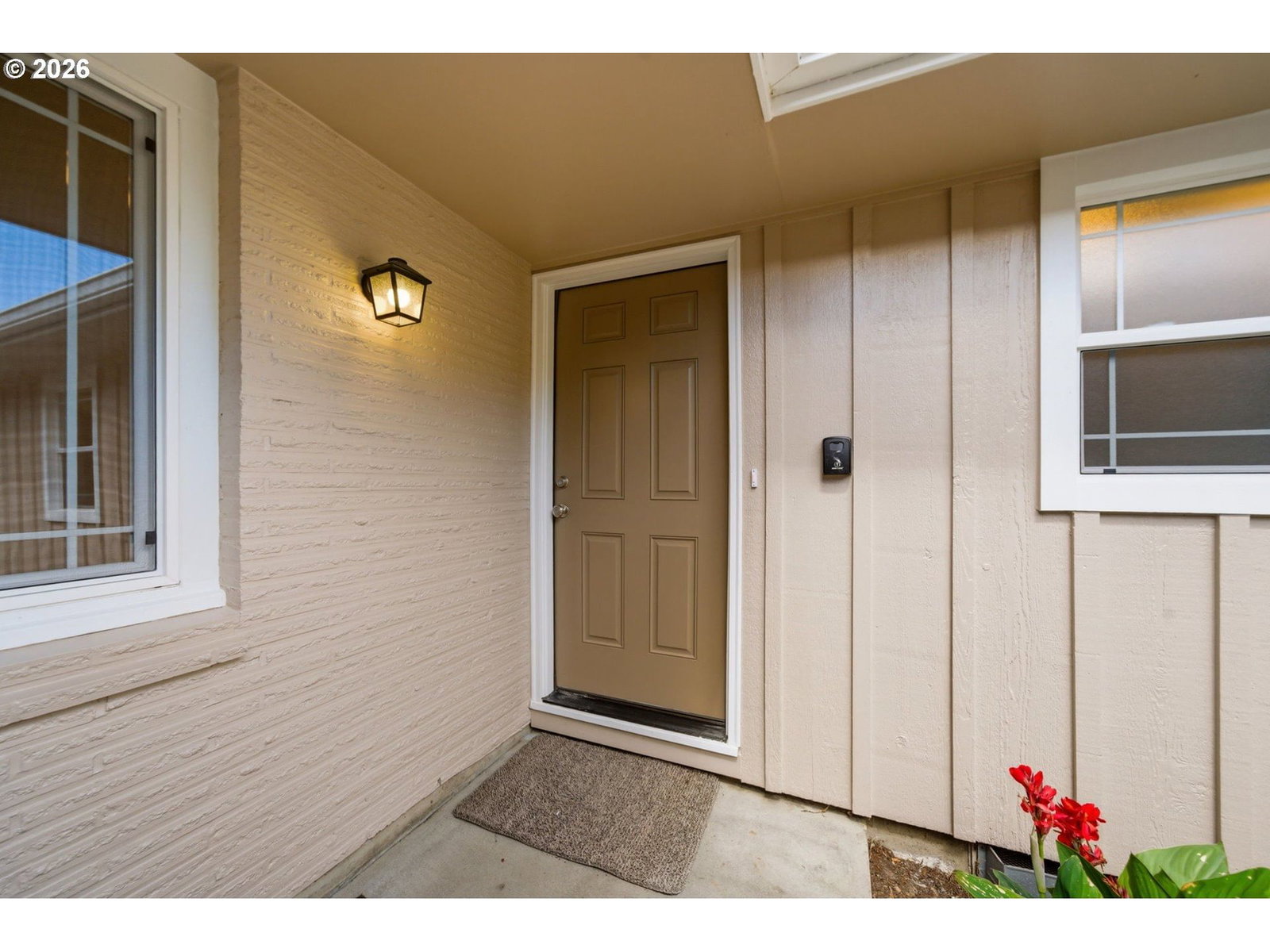 Listing photo 4 of 30, 12125 SW LYNNRIDGE AVE, Portland, OR, 97225