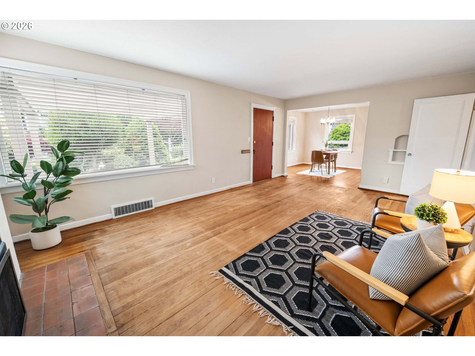 Listing photo 5 of 37, 228 Kensington AVE, Astoria, OR, 97103