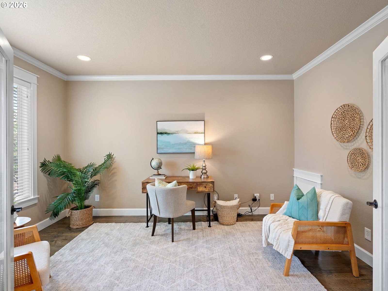 Listing photo 4 of 47, 4556 SW TAYLORS FERRY RD, Portland, OR, 97219