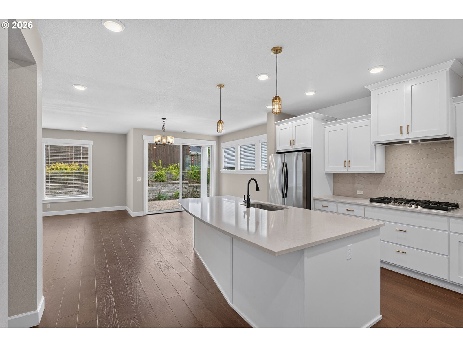 Listing photo 4 of 35, 7306 NW IMOGENE TER, Portland, OR, 97229