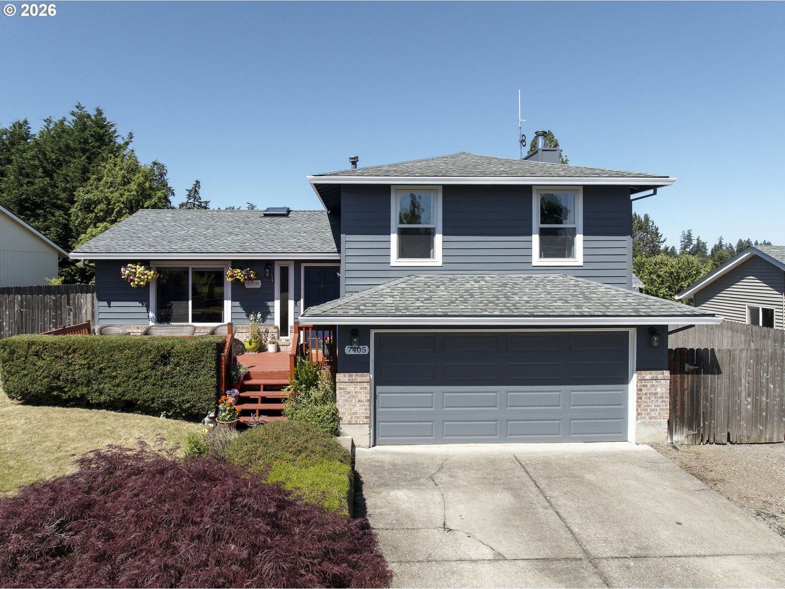 Listing photo 1 of 6