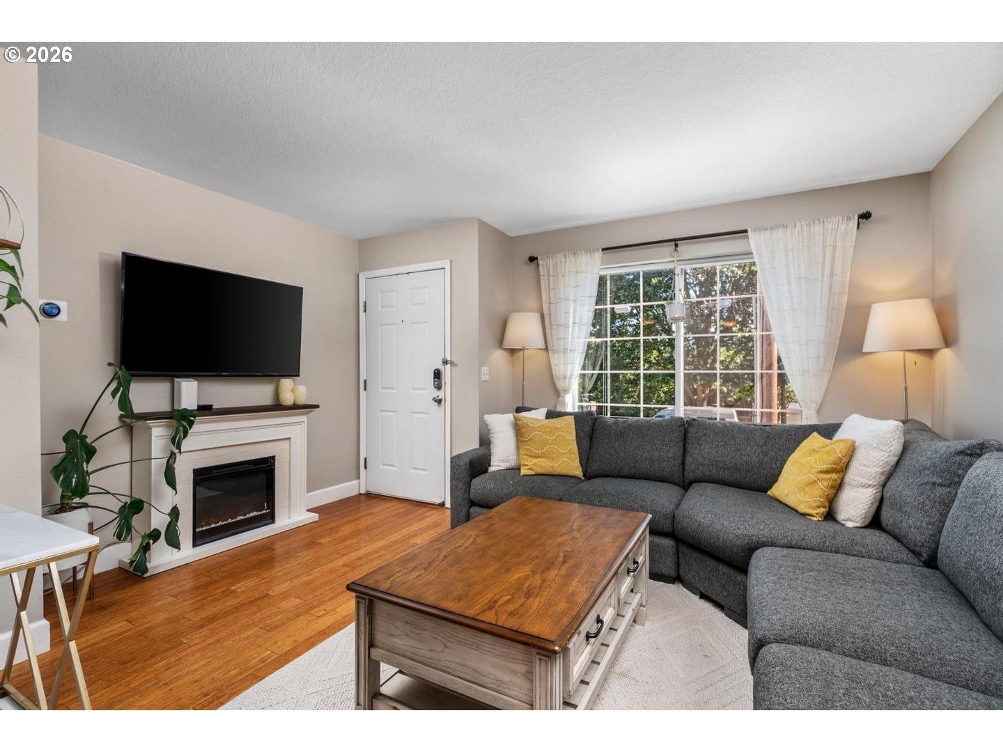 Listing photo 5 of 33, 3723 SE GLADSTONE ST, Portland, OR, 97202
