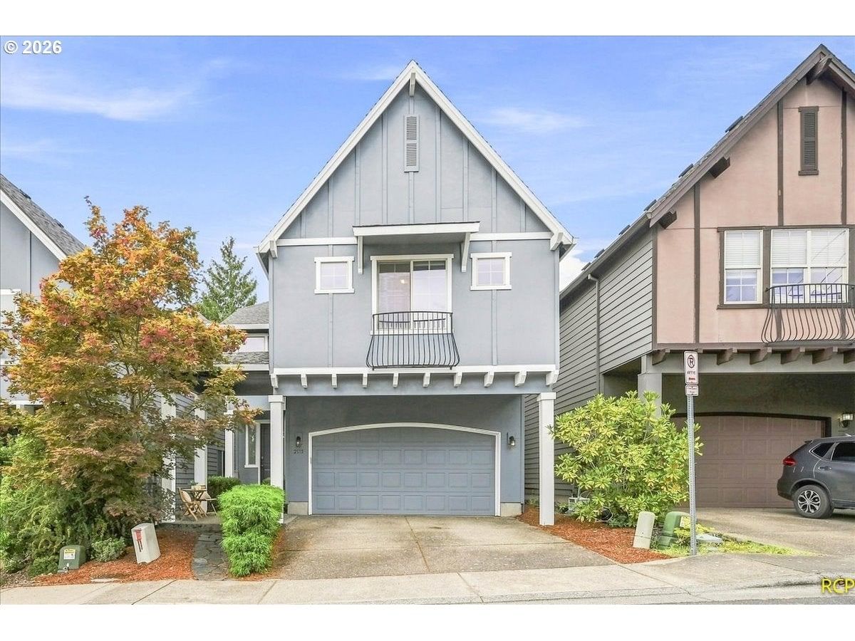 2575 NW BYRNE TER