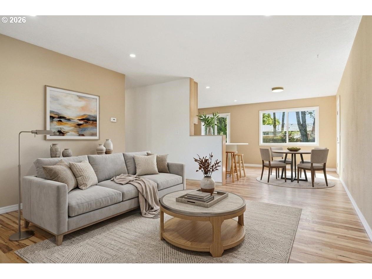 Listing photo 4 of 33, 8723 N CHASE AVE, Portland, OR, 97217