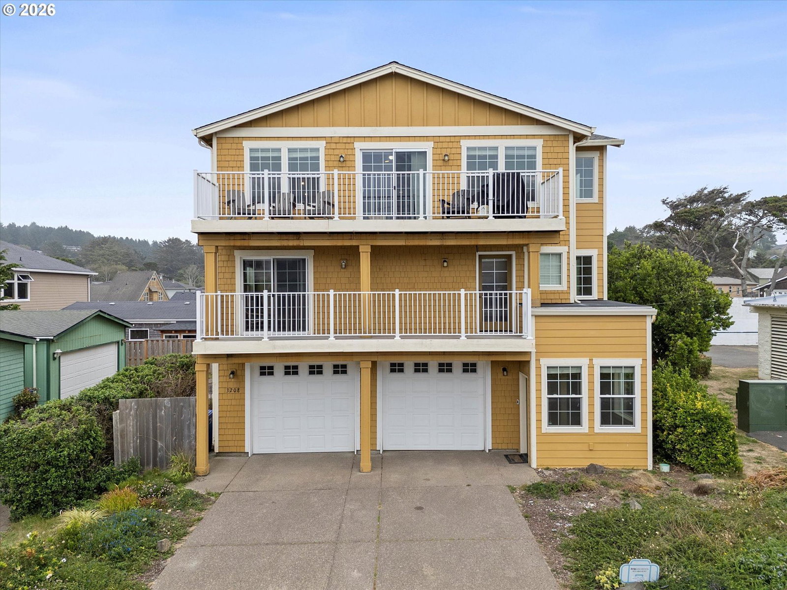 Primary listing photo, 3208 NW JETTY AVE, Lincoln City, OR, 97367