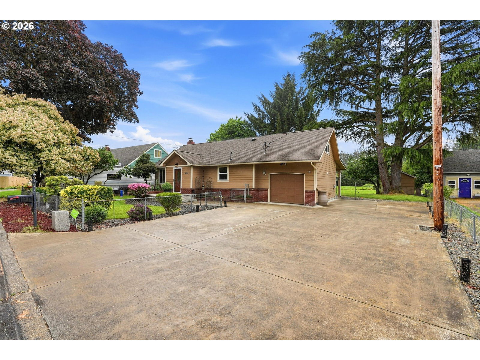 Primary listing photo, 4621 OHIO ST, Longview, WA, 98632