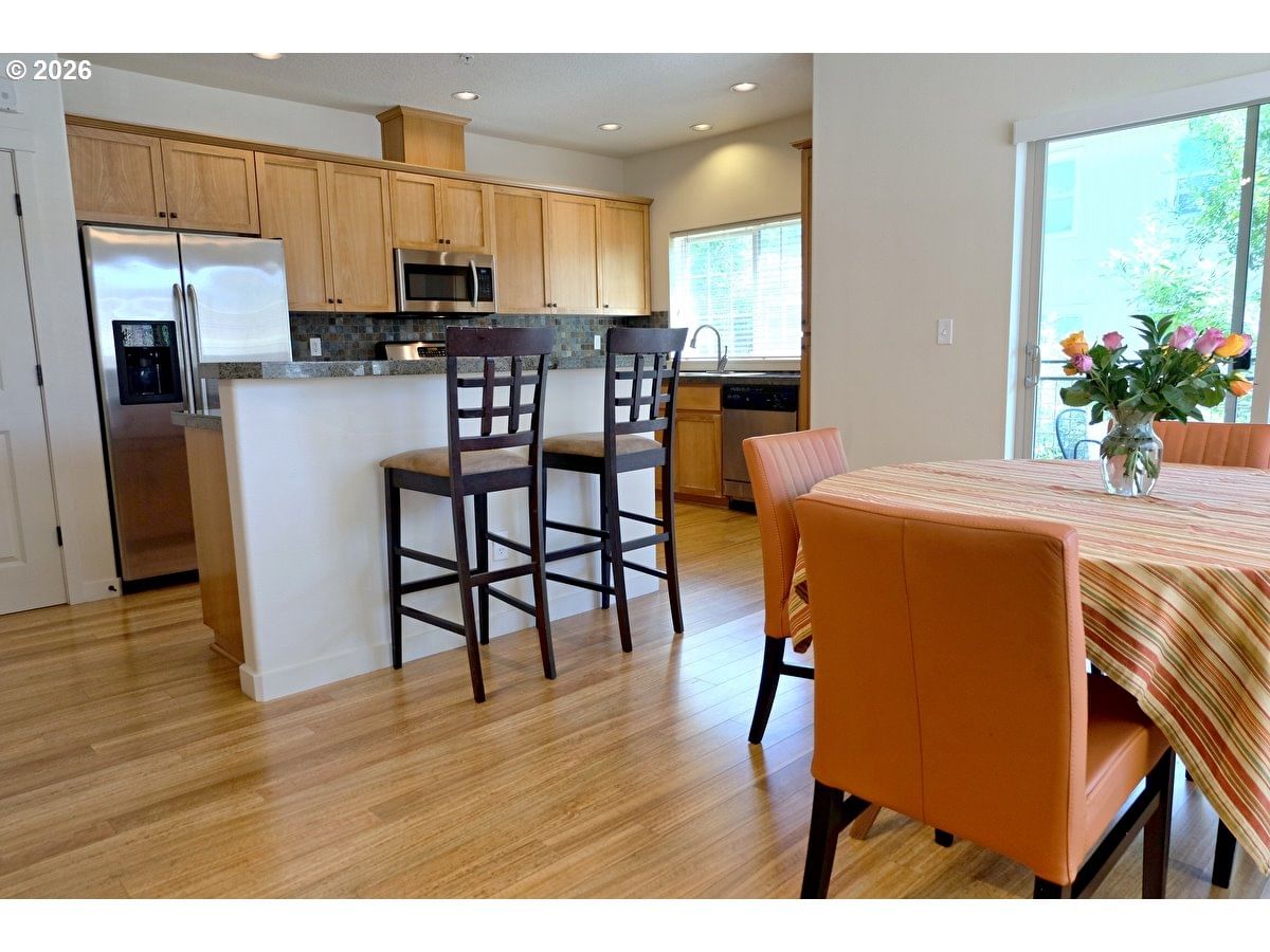 Listing photo 4 of 34, 618 NE GARSWOOD LN, Hillsboro, OR, 97006