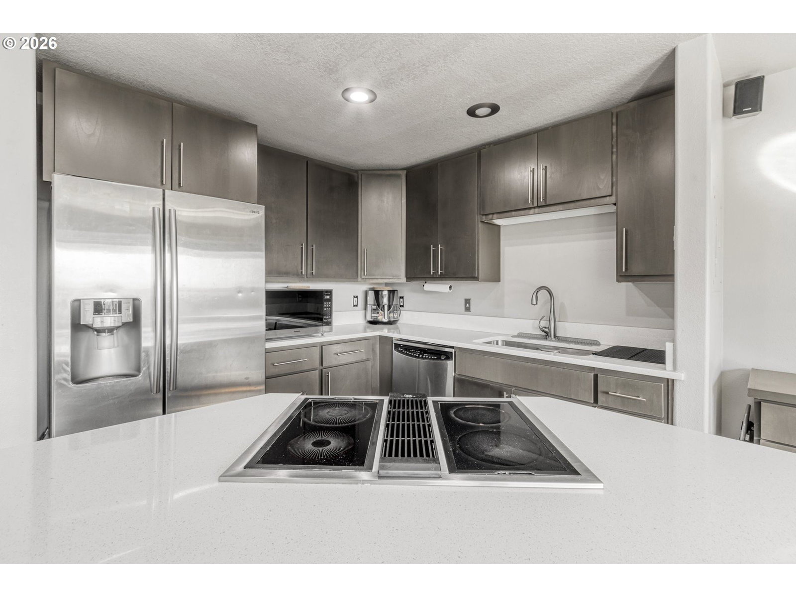Listing photo 5 of 24, 1932 SW MILL STREET TER, Portland, OR, 97201