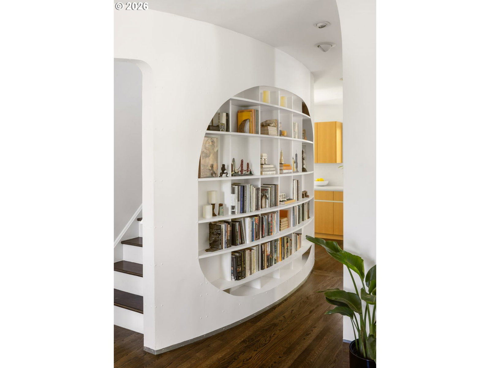 Listing photo 4 of 46, 6221 SE ASH ST, Portland, OR, 97215