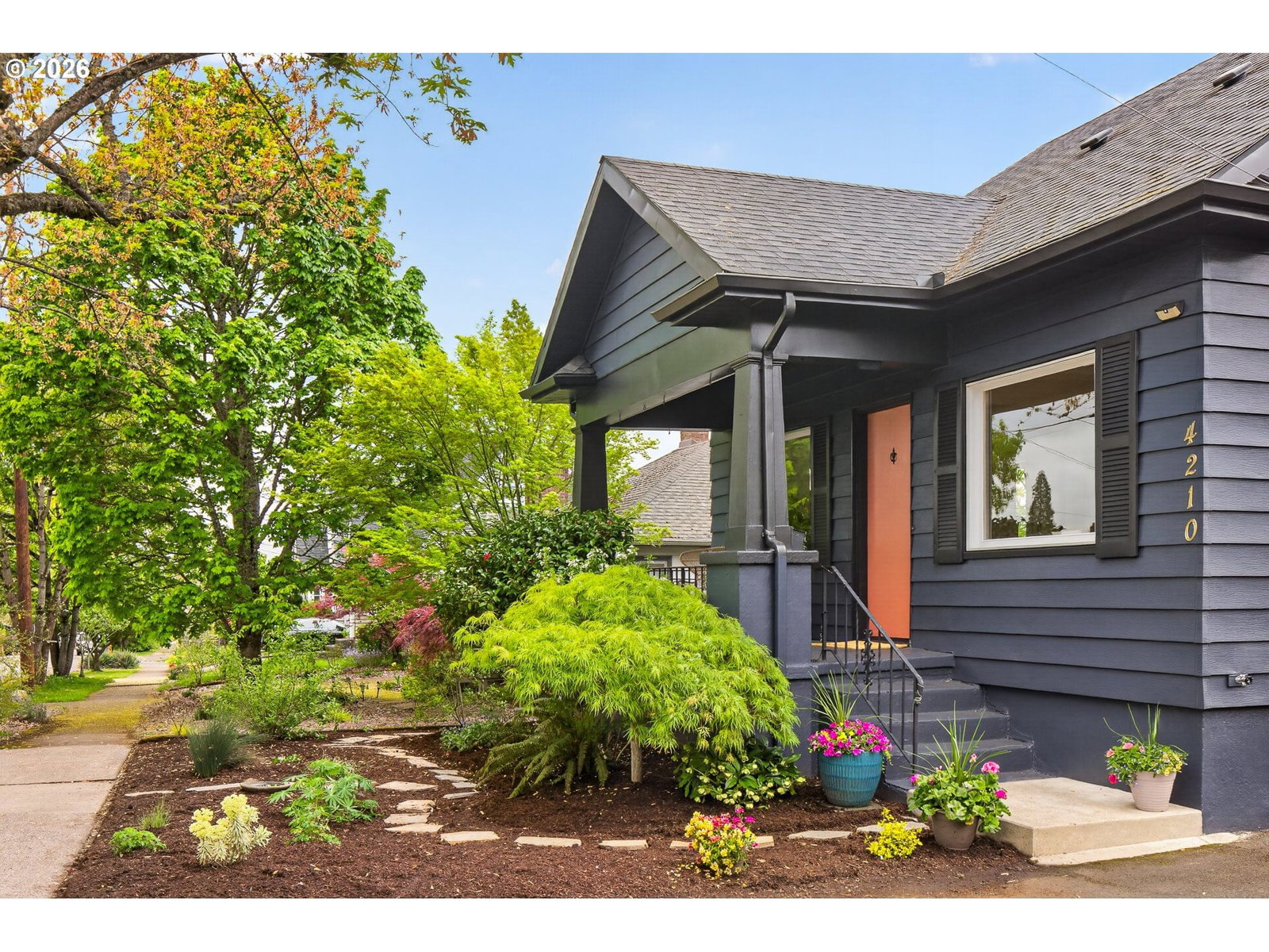 Listing photo 4 of 42, 4210 NE 65TH AVE, Portland, OR, 97218