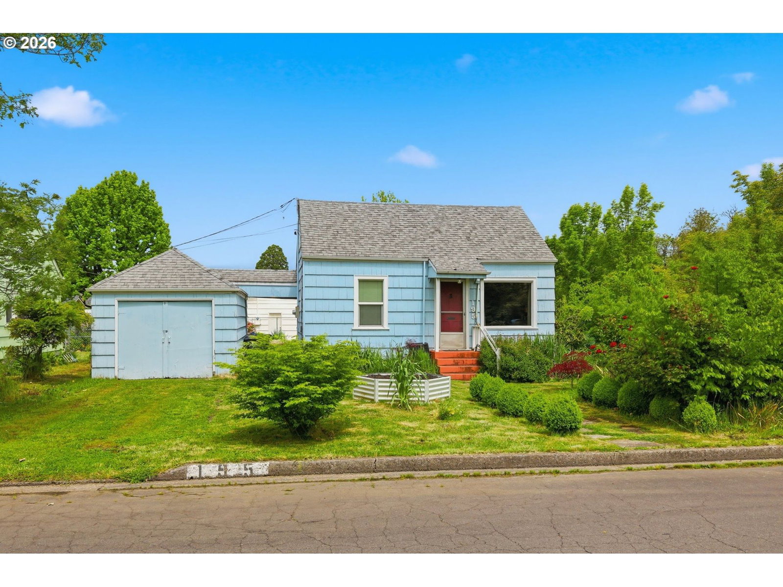 Primary listing photo, 195 E 25TH AVE, Eugene, OR, 97405