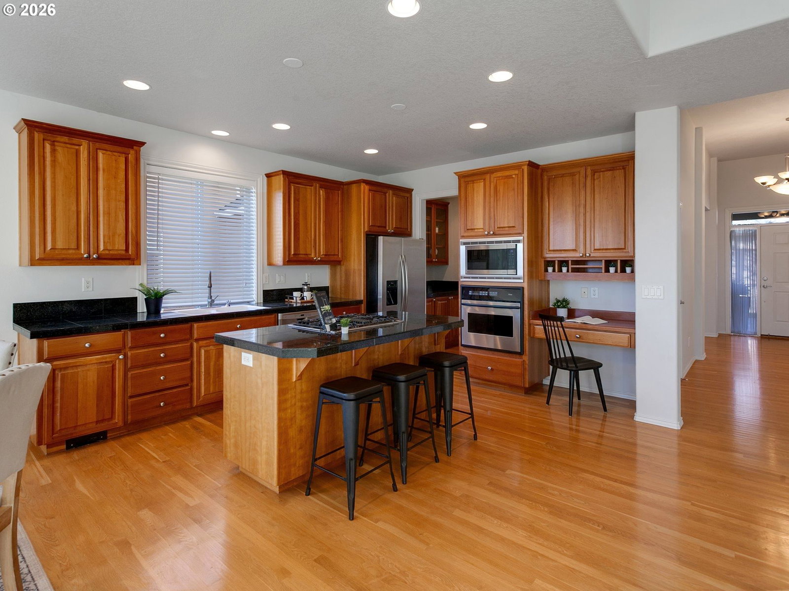 Listing photo 4 of 47, 14924 NW VANCE DR, Portland, OR, 97229