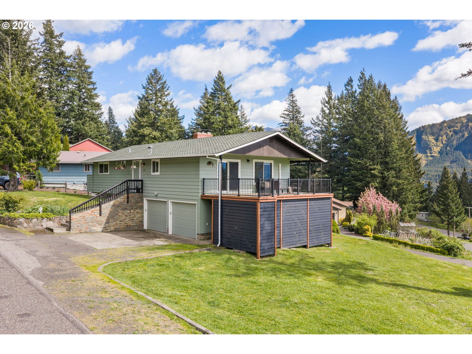 Listing photo 4 of 46, 270 NE Wisteria WAY, Stevenson, WA, 98648