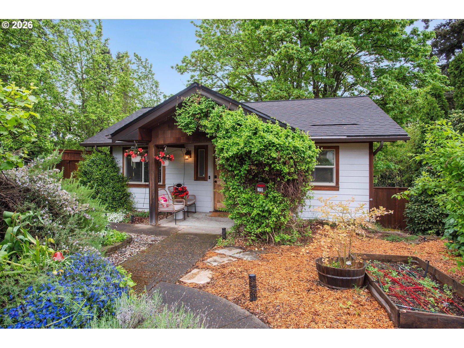 Primary listing photo, 3305 SELLWOOD ST, Milwaukie, OR, 97222