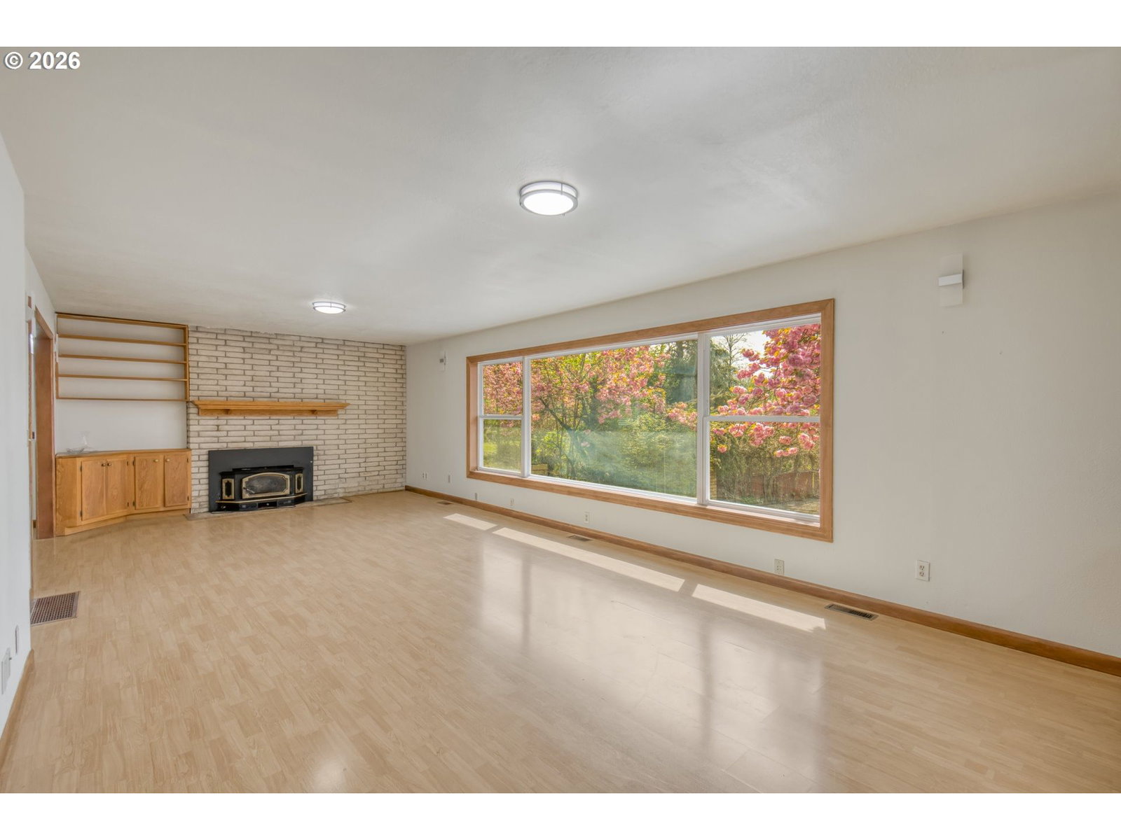 Listing photo 4 of 44, 29729 OLD WELL RD, West Linn, OR, 97068