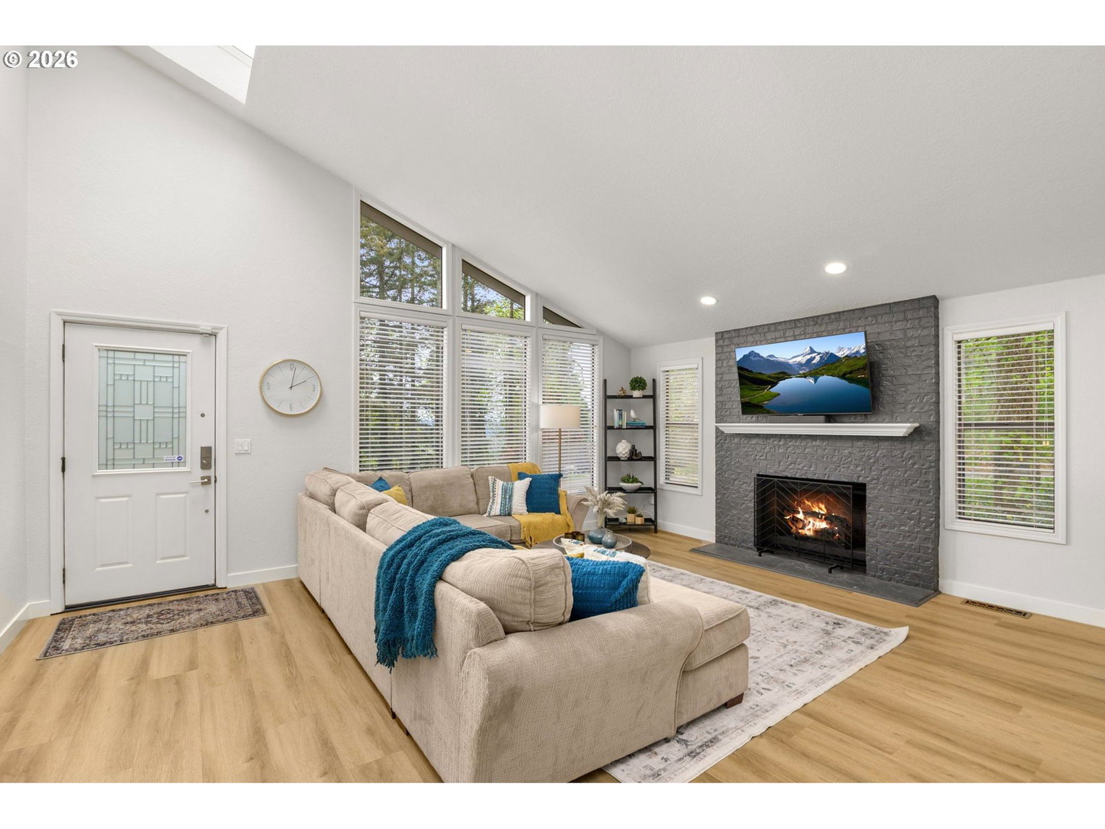Listing photo 5 of 47, 6002 SKYLINE CIR, West Linn, OR, 97068