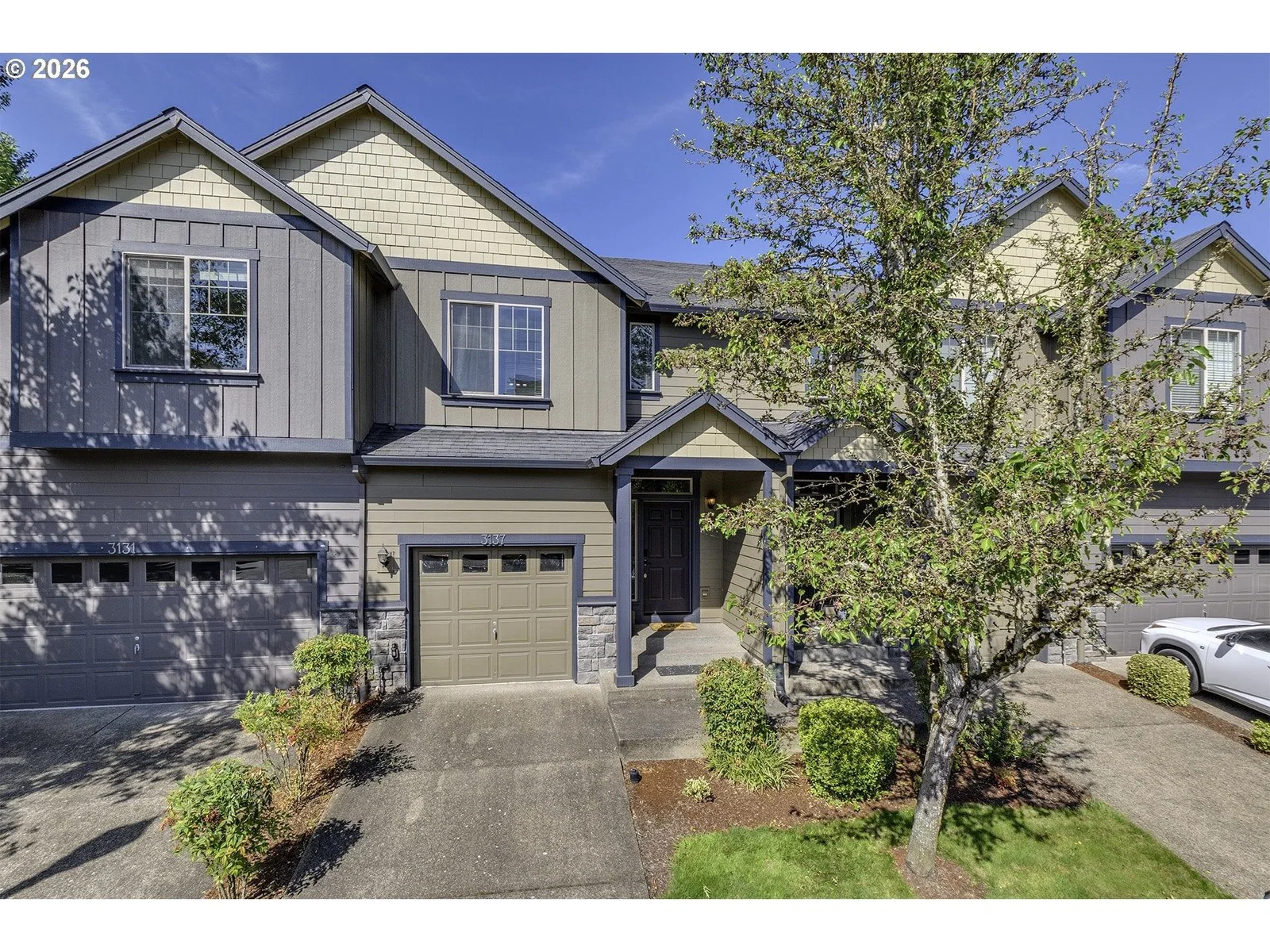 3137 NE 14TH PL