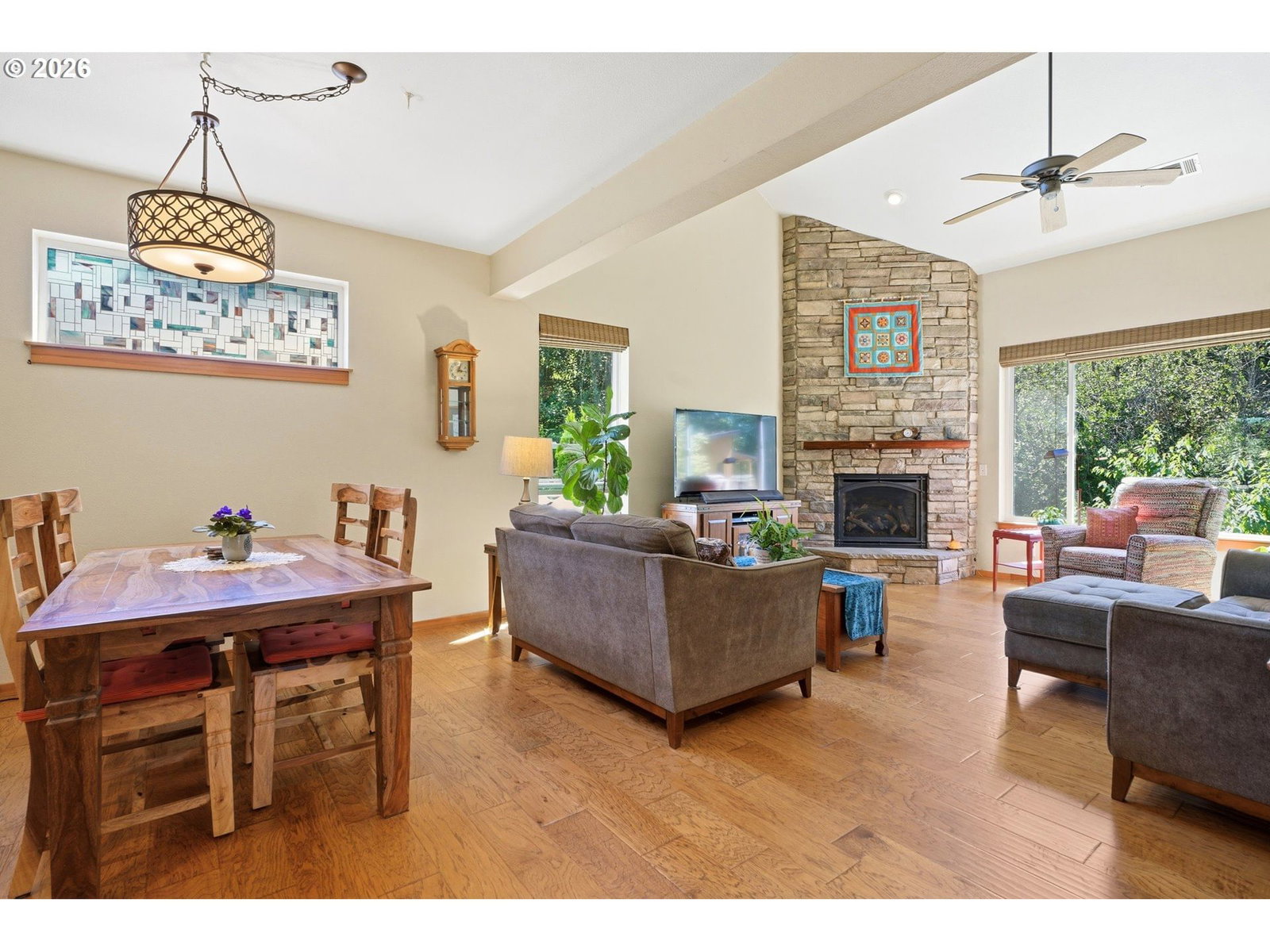 Listing photo 4 of 37, 629 SE Roberts AVE, Gresham, OR, 97080