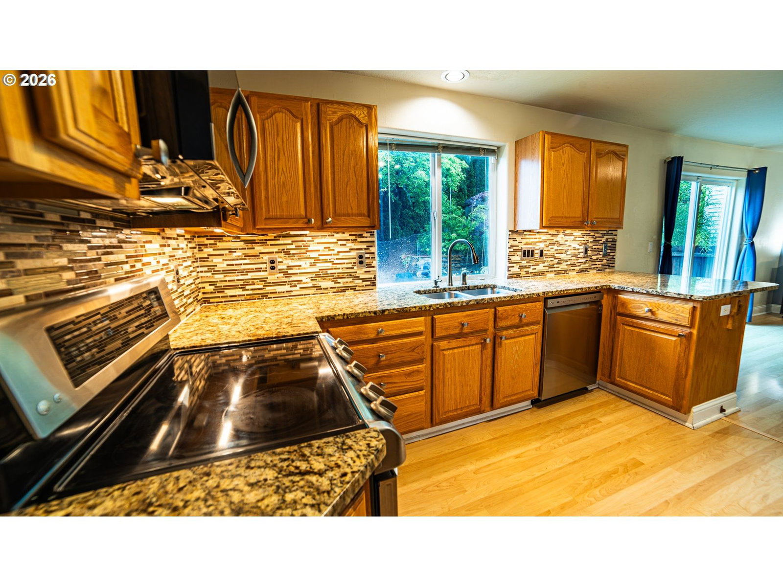 Listing photo 5 of 40, 16348 SW CORNELIAN WAY, Beaverton, OR, 97007