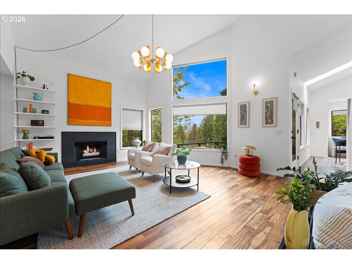 Listing photo 4 of 46, 7720 SW RUBY TER, Portland, OR, 97219