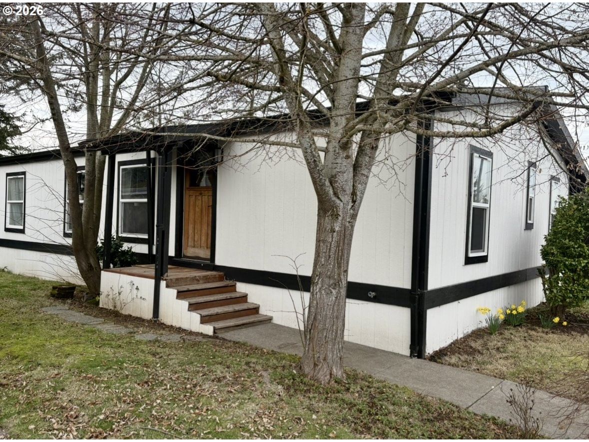Primary listing photo, 660 VILLAGE DR #13, Molalla, OR, 97038