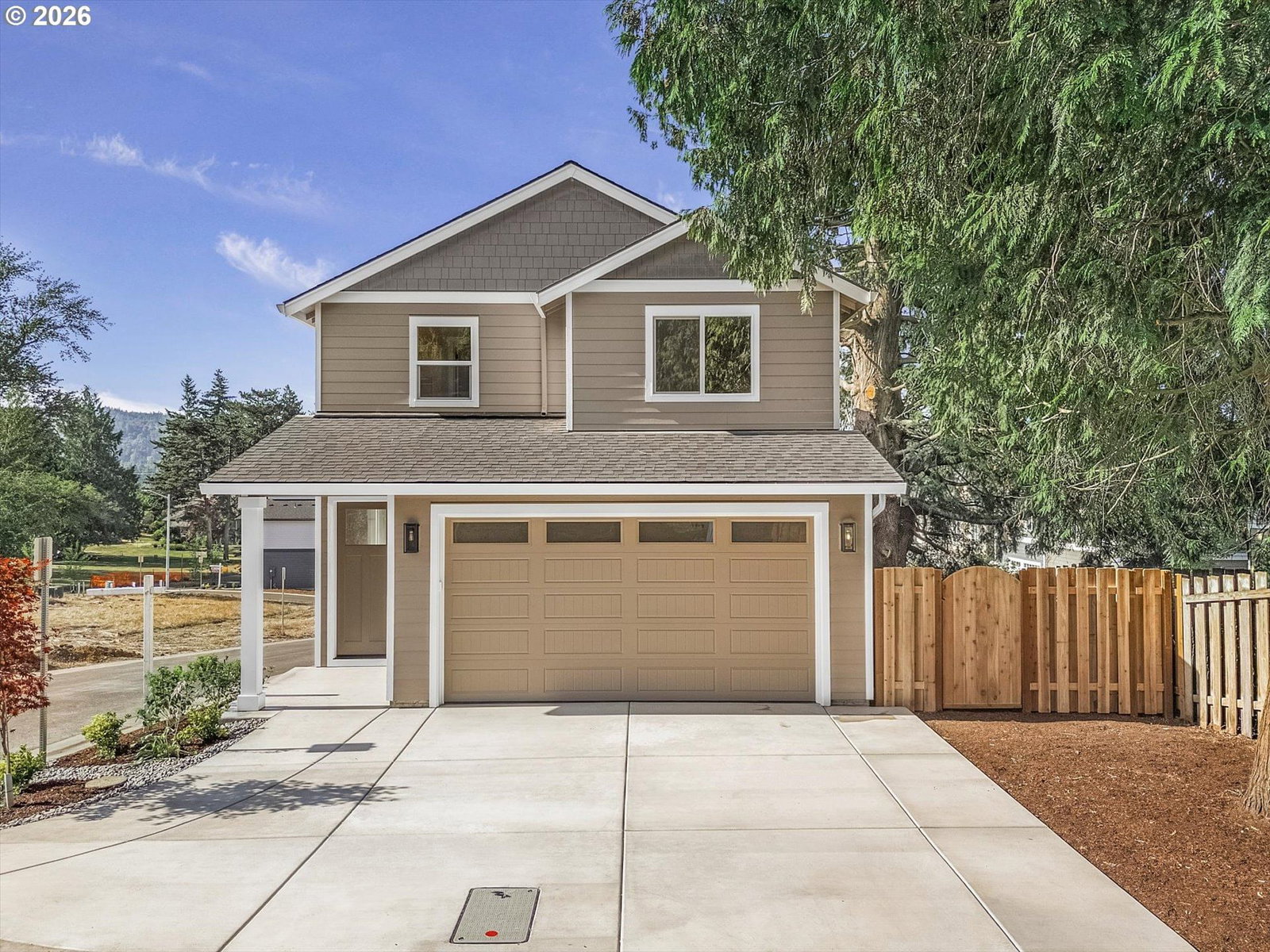 291 NW MAWRCREST AVE